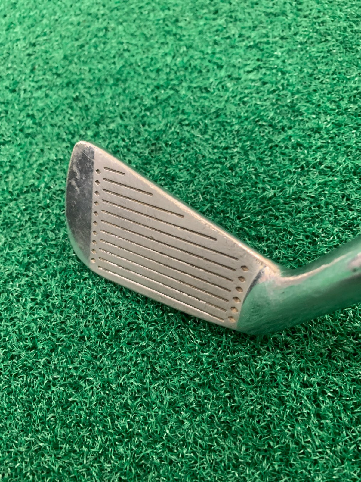 Wilson Staff Dynapower 2-Iron Steel Shaft 40" Regular Flex