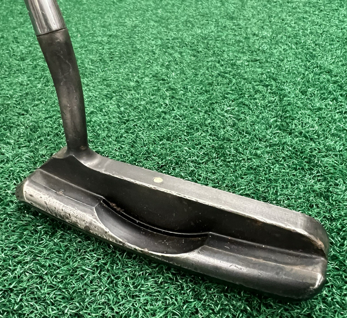 Cleveland Classics KG 3 Milled Blade Putter Men's Right Hand Steel Shaft 35.5"
