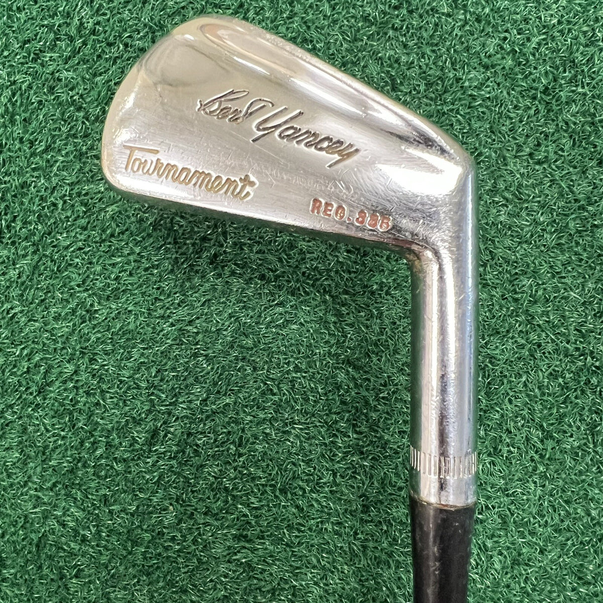 Burke Bert Yancy Tournament Single 2 Iron Men's Right Hand 38.5" Regular Steel