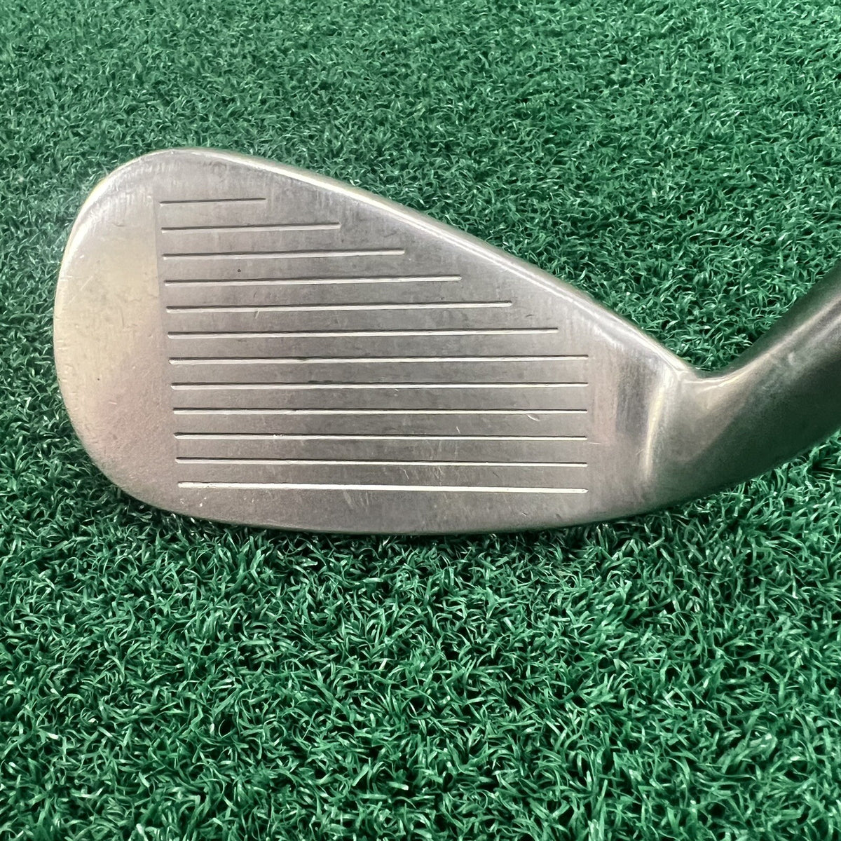Adams Idea A12 OS Hybrid 8-Iron Hybrid Graphite Regular Graphite 37" Men's Right