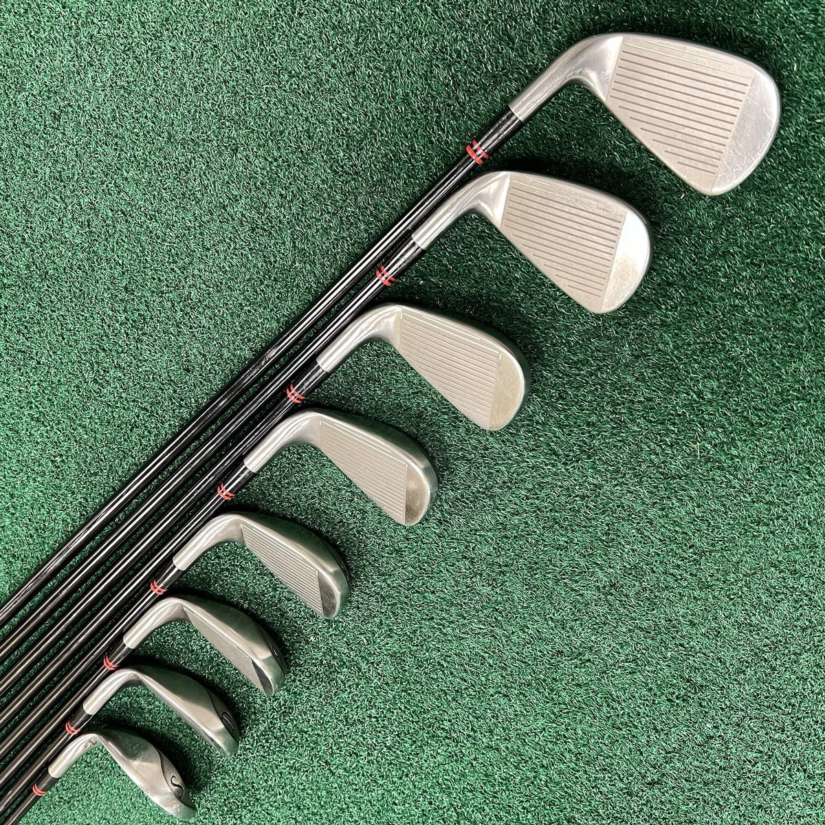 ORLIMAR Hip Steel Iron Set 4-PW+SW Men's Right Hand Regular Flex Graphite Shafts