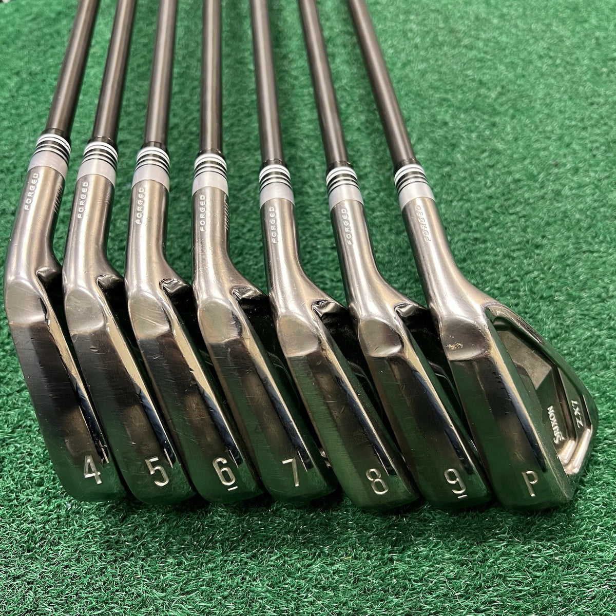 Srixon ZX7 MKII Gunmetal Black Iron Set 4-PW MRH Stiff Flex KBS Tour Black Steel