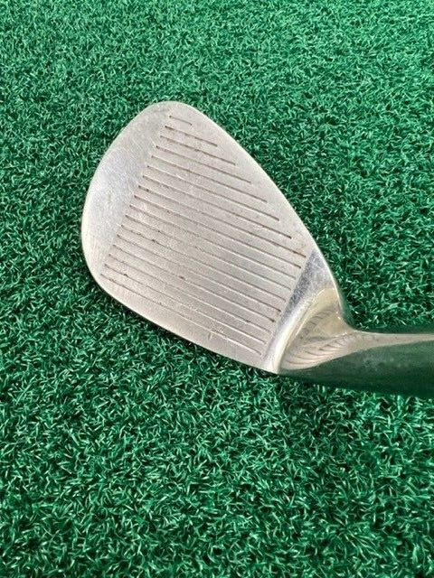 Hi-Lob Fourth Wedge 64* Steel Shaft w/DIME in Medalian Spot Throw DIMES!