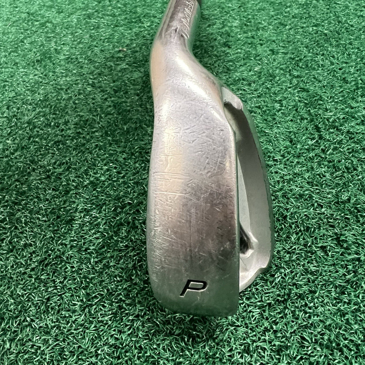 TaylorMade R360 XD Single PW Pitching Wedge Men's Right Hand Regular Flex