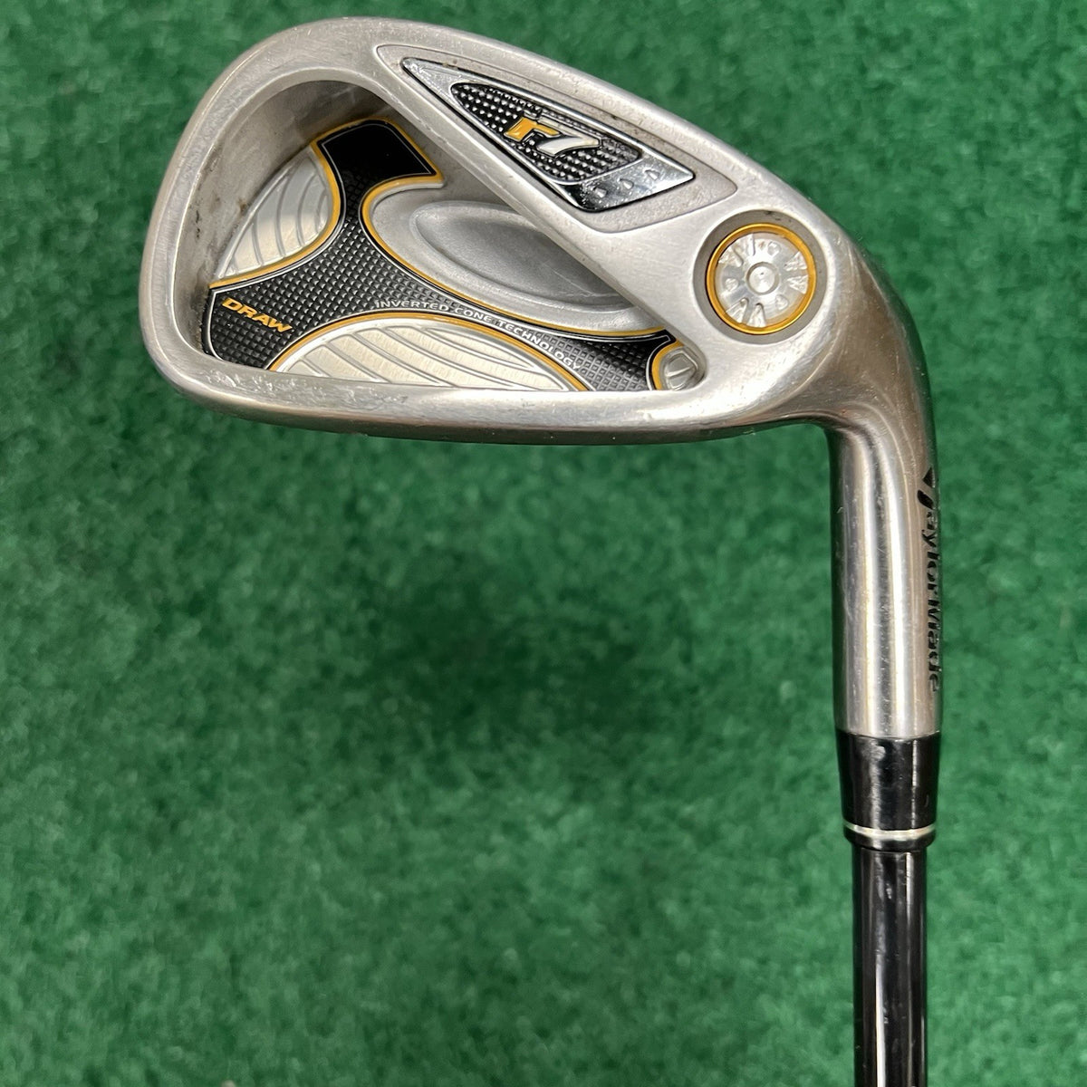 TaylorMade r7 Draw 6 Iron RH TaylorMade REAX r7 55 Stiff Graphite Shaft 37.5"