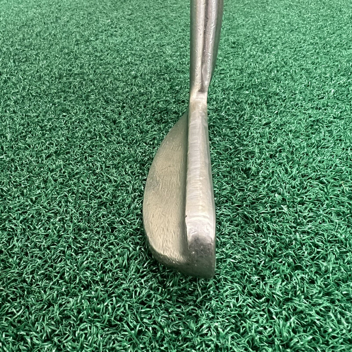 Palm Springs "New Yorker"  8802 Style Heel-Shafted Putter MRH
