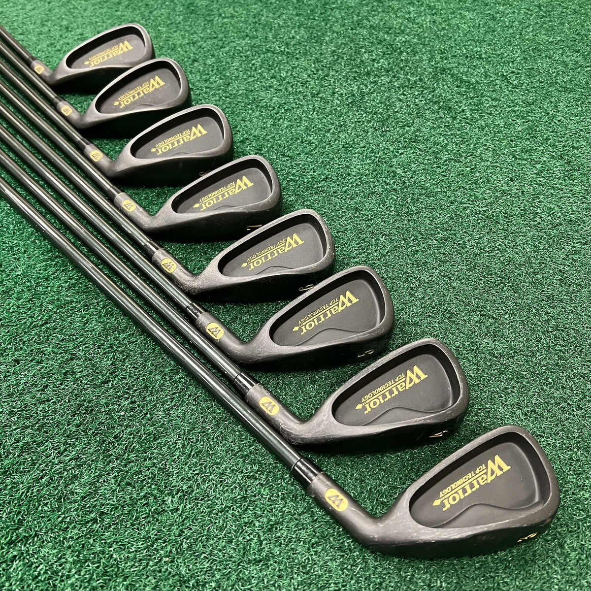 Warrior TCP Technology Black Gunmetal Iron Set 3-PW MRH Regular Flex Graphite