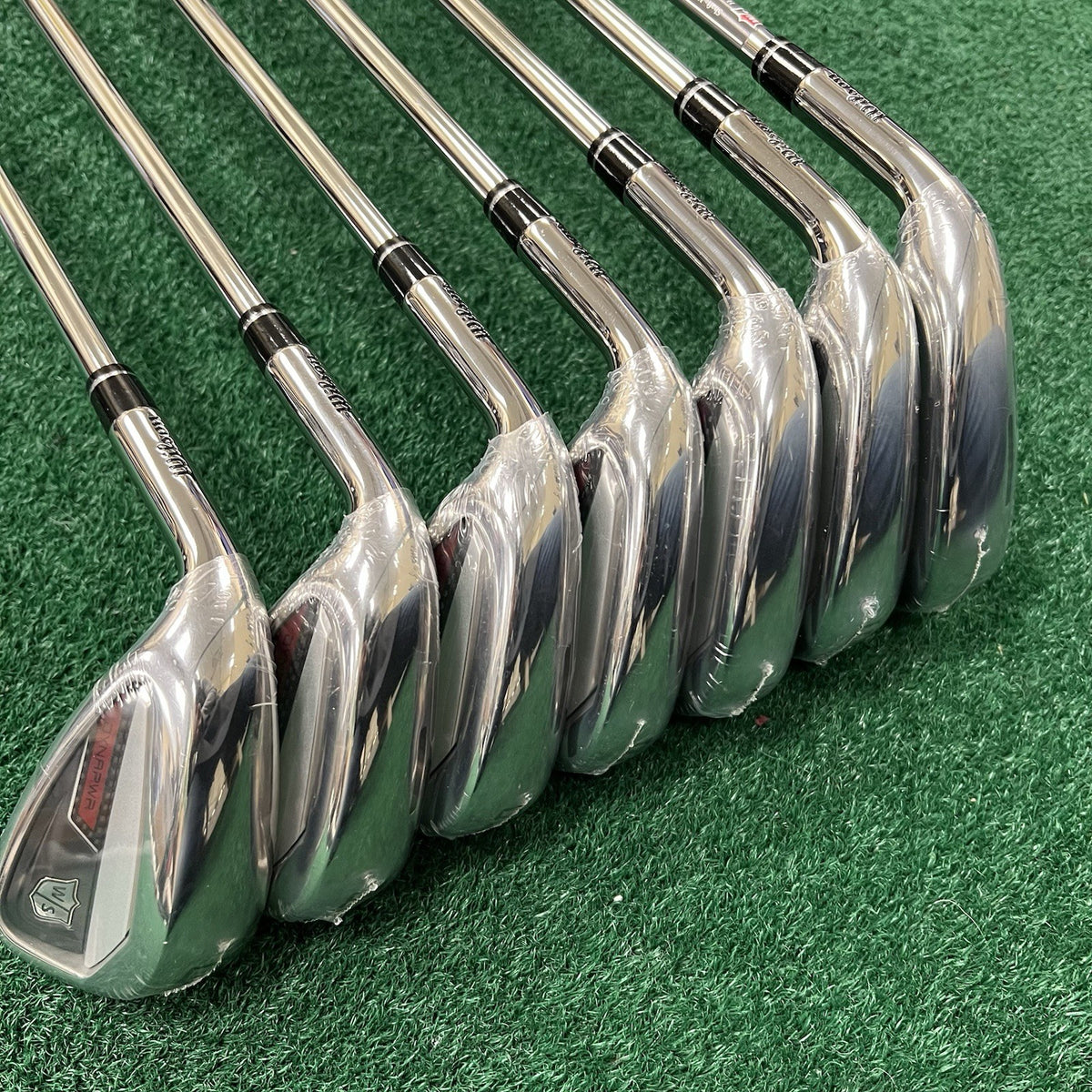 NEW Wilson Staff Dynapower Iron Set LEFT HAND 5-PW+GW KBS MAX Steel Regular Flex